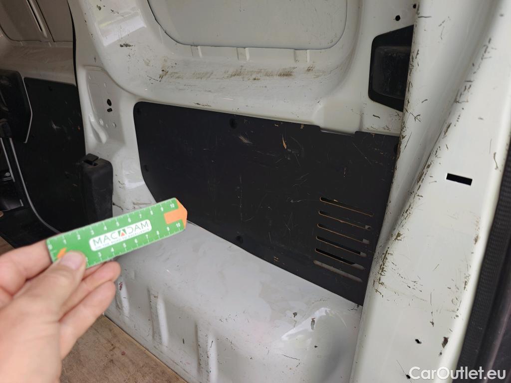  Citroen  Jumpy CITROEN  / 2016 / 4P / furgón Talla XS BlueHDi 120 S&S 6v CityVan #59