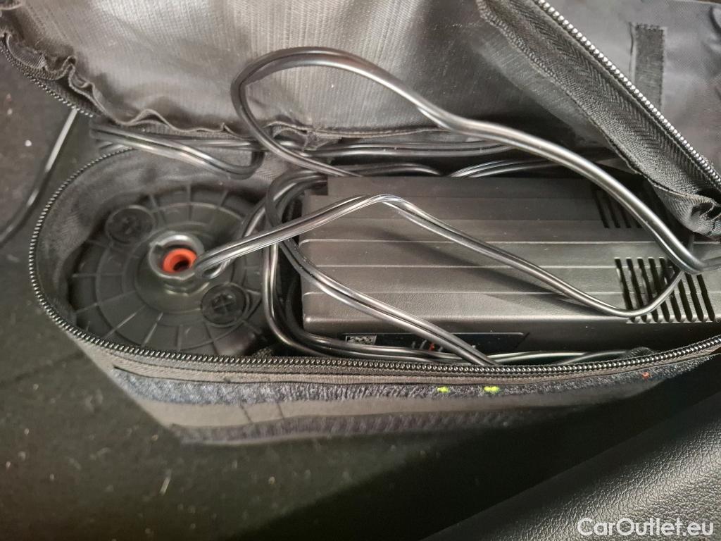 Bmw  Serie 1 Série 1 Berline 118 i Edition Sport 1.5 135CV BVA7 E6d #11