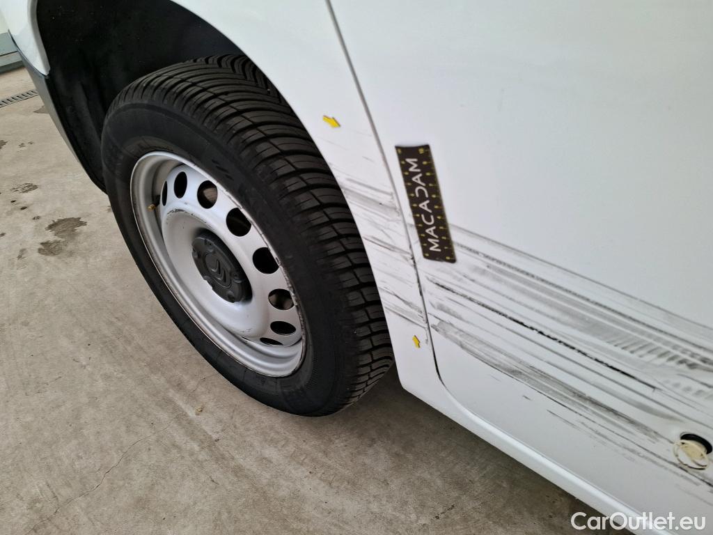  Citroen  Berlingo  Fourgon Club M 1000 1.5 BlueHDi 100CV BVM5 E6dT #8