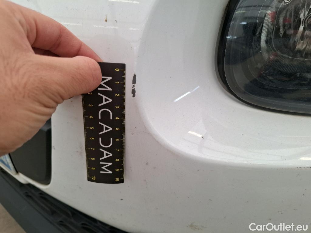  Citroen  C3  Société Feel Nav 1.2 PureTech 80CV BVM5 E6d #23