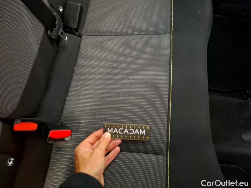 Citroen  C3 CITROEN  / 2016 / 5P / Berline PureTech 110 S&S BVM6 Feel #32