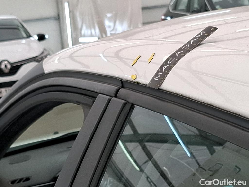  Citroen  C3  Société Feel Nav 1.2 PureTech 80CV BVM5 E6d #53