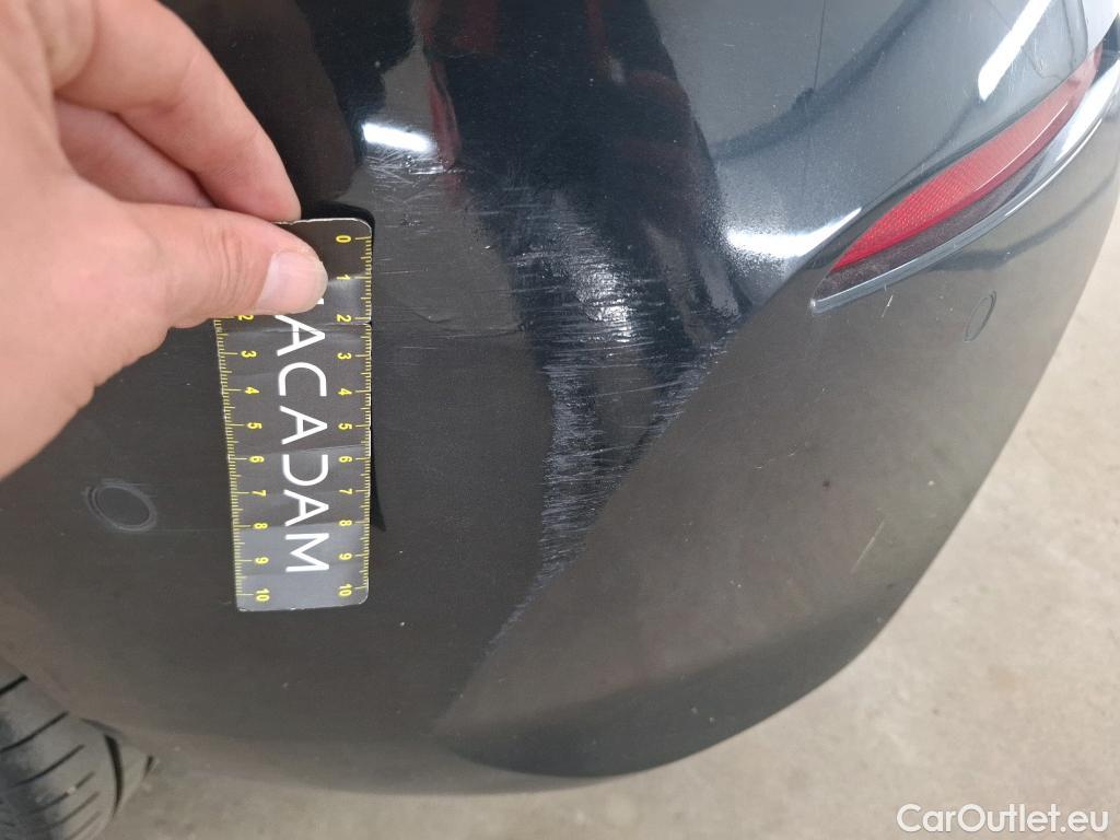 Bmw  Serie 1 Série 1 Berline 118 i Edition Sport 1.5 135CV BVA7 E6d #9