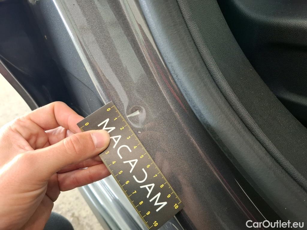 Citroen  C3 CITROEN  / 2016 / 5P / Berline PureTech 110 S&S BVM6 Feel #21