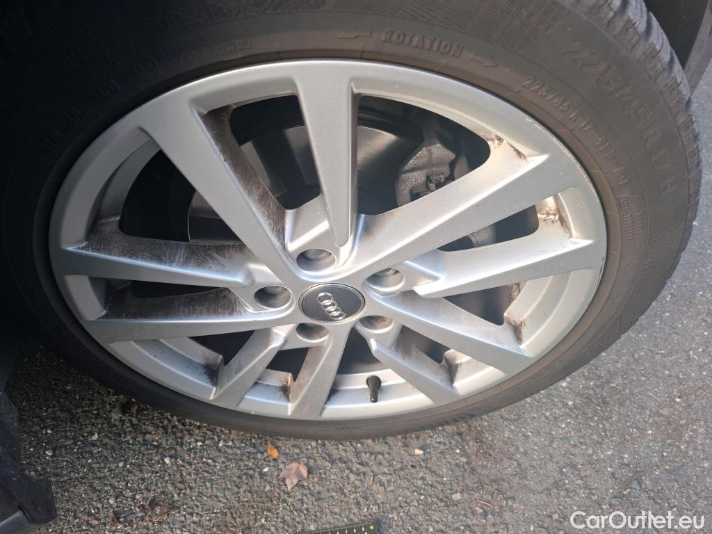 Audi  A3 AUDI  Sportback / 2016 / 5P / Berline 35 TFSI 150 COD S TRONIC BUSINESS LINE #28