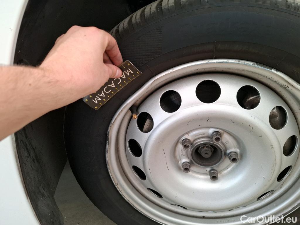  Citroen  Berlingo  Fourgon Club M 1000 1.5 BlueHDi 100CV BVM5 E6dT #47