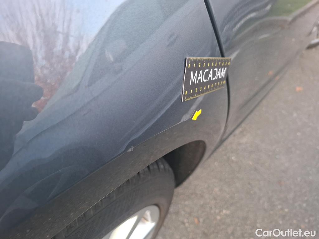 Audi  A3 AUDI  Sportback / 2016 / 5P / Berline 35 TFSI 150 COD S TRONIC BUSINESS LINE #45