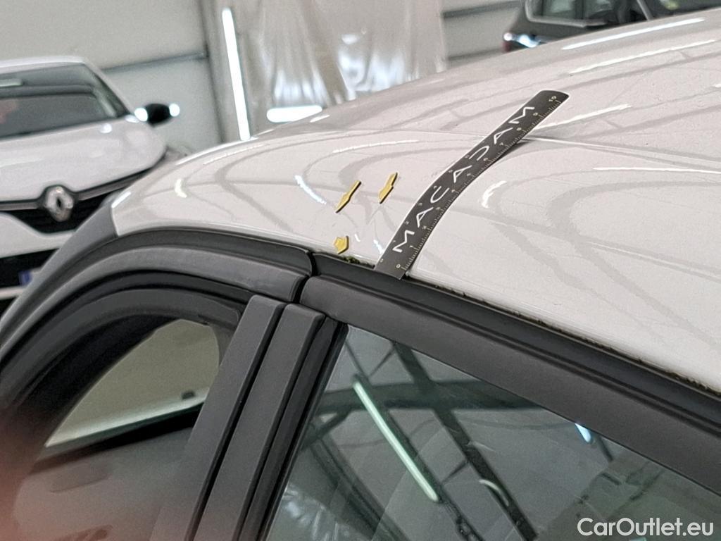  Citroen  C3  Société Feel Nav 1.2 PureTech 80CV BVM5 E6d #54