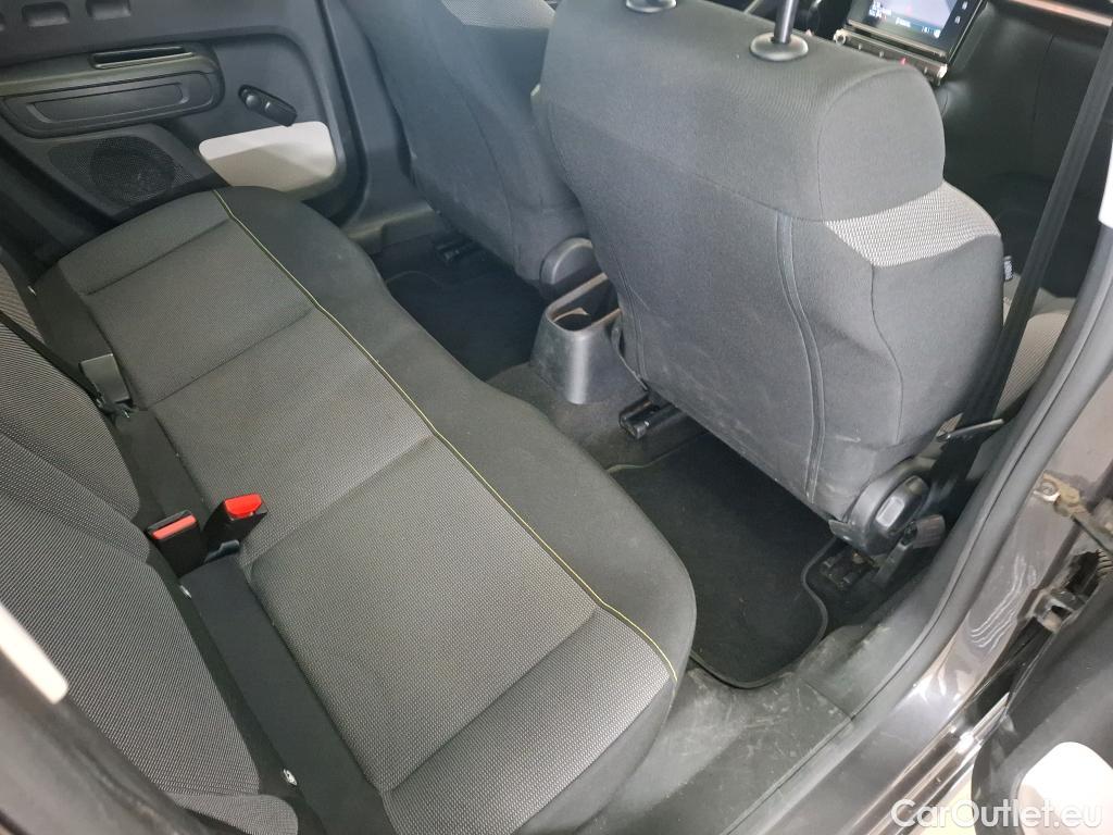 Citroen  C3 CITROEN  / 2016 / 5P / Berline PureTech 110 S&S BVM6 Feel #9