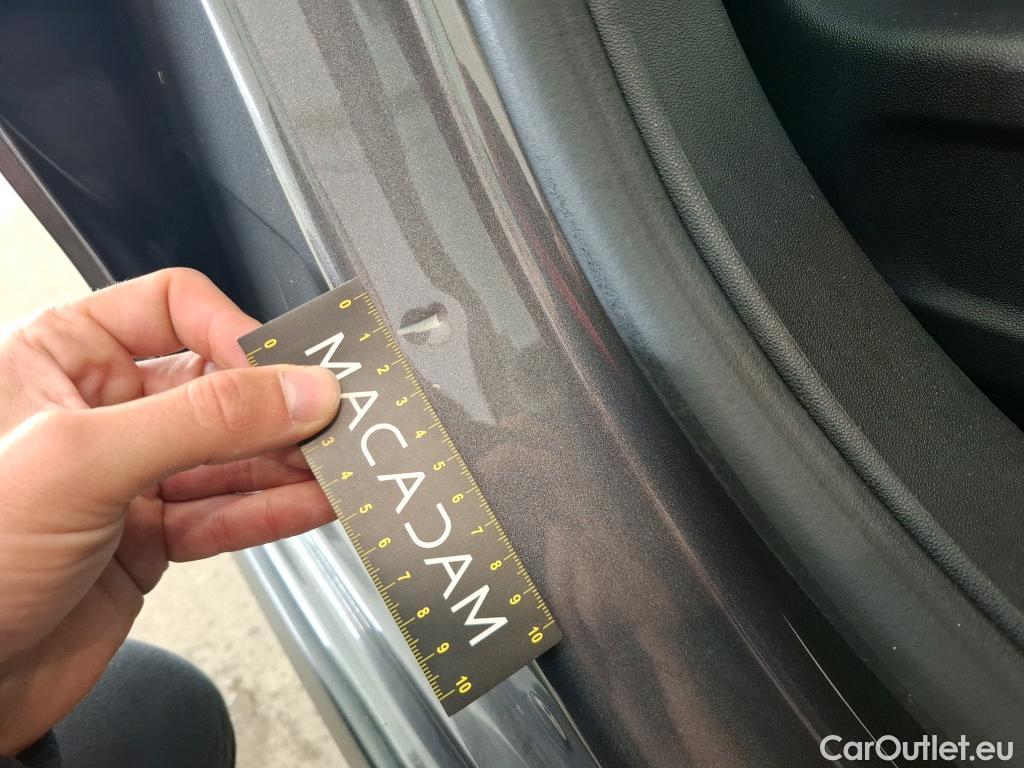 Citroen  C3 CITROEN  / 2016 / 5P / Berline PureTech 110 S&S BVM6 Feel #20