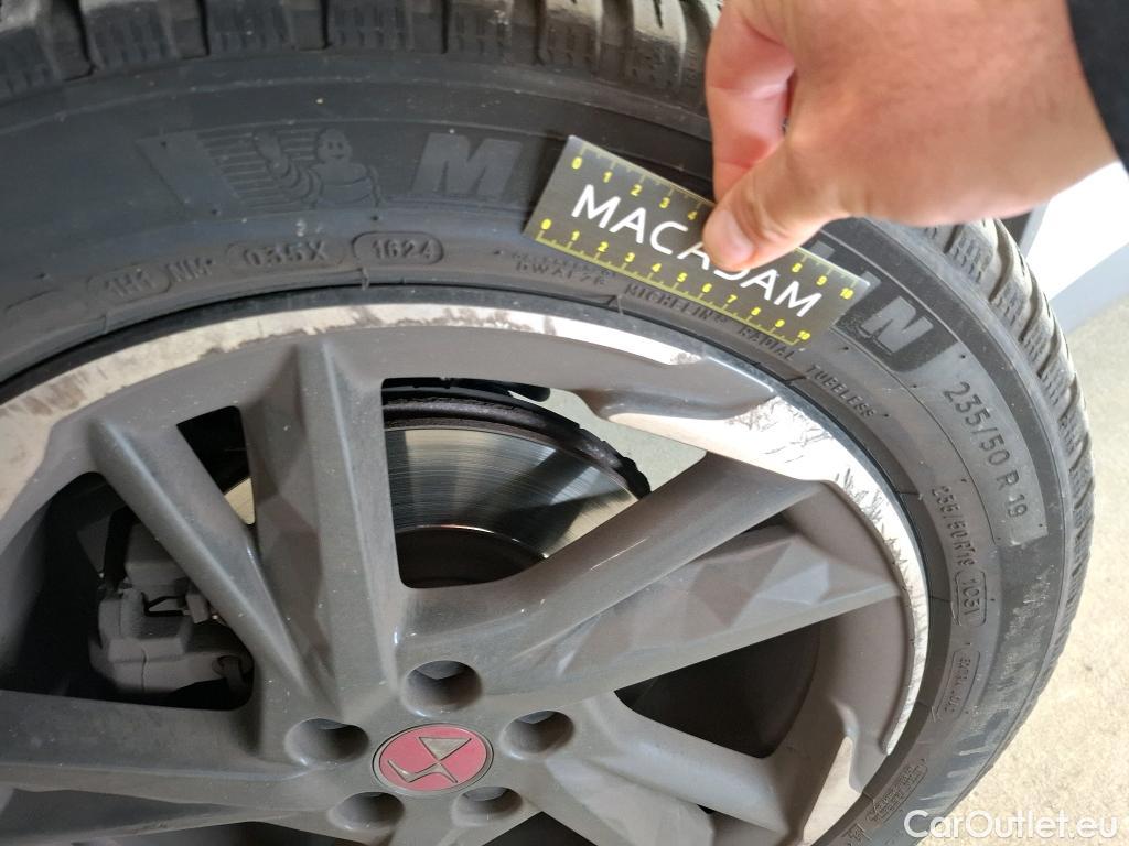 DS  DS7 7 Crossback Performance Line 1.5 BlueHDi 130CV BVA8 E6d #13