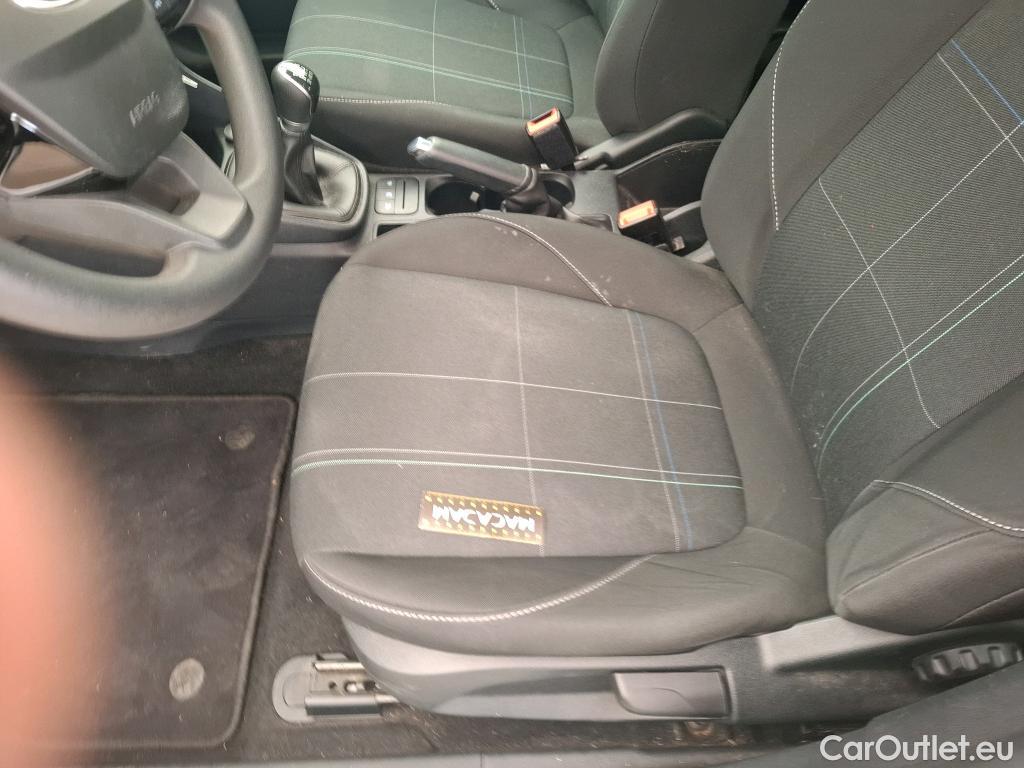 Ford  Fiesta  Cool&Connect 1.1 75CV BVM5 E6d #10