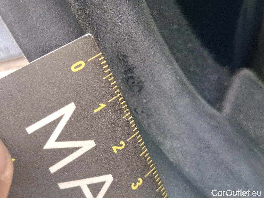 Citroen  C3  Feel Business 1.5 BlueHDI 100CV BVM5 E6dT #5