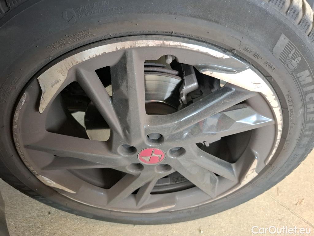 DS  DS7 7 Crossback Performance Line 1.5 BlueHDi 130CV BVA8 E6d #15