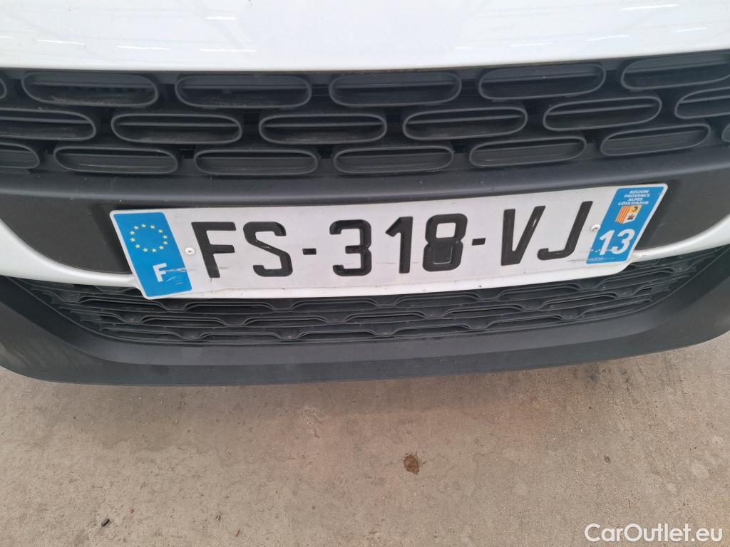 Citroen  C3  Feel Business 1.5 BlueHDI 100CV BVM5 E6dT #31