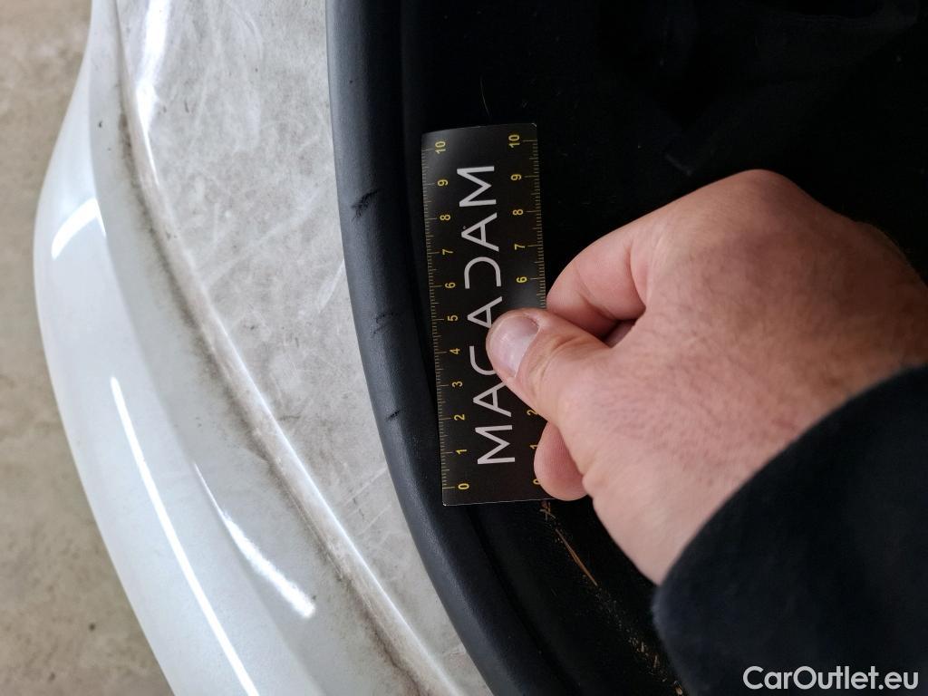 DS  DS7 7 Crossback Performance Line 1.5 BlueHDi 130CV BVA8 E6d #24