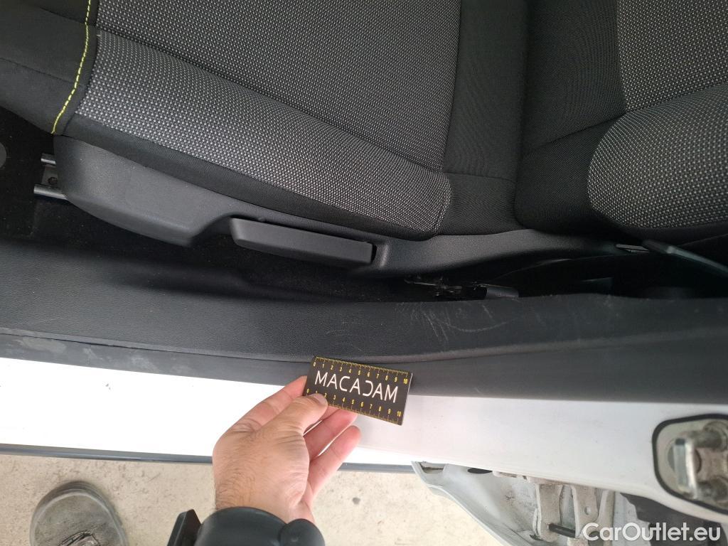 Citroen  C3  Feel Business 1.5 BlueHDI 100CV BVM5 E6dT #6