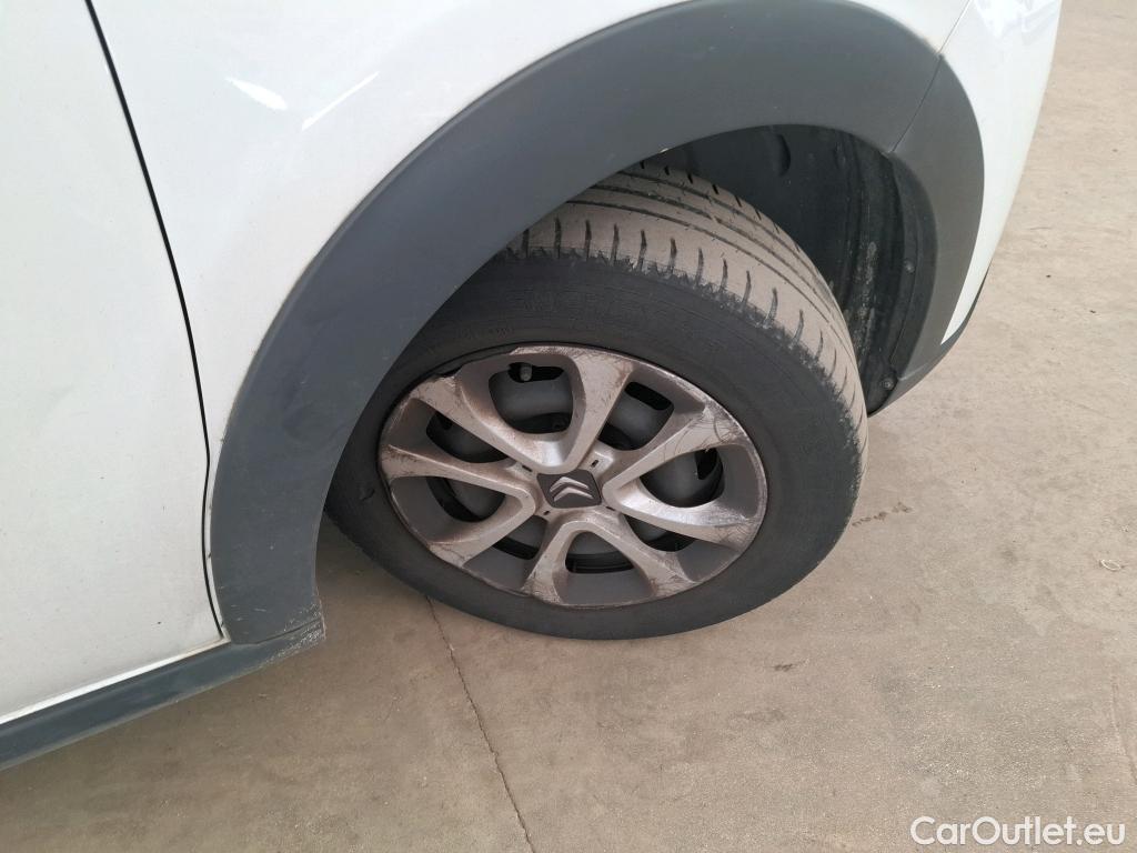  Citroen  C3  Société Feel Nav 1.2 PureTech 80CV BVM5 E6d #65