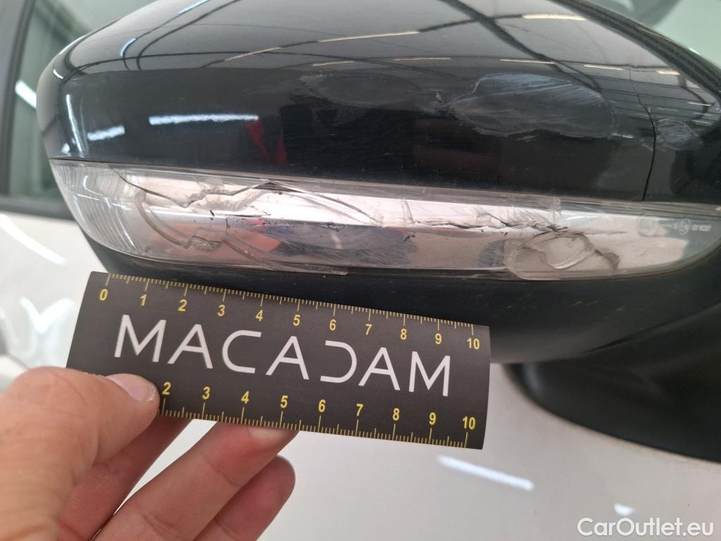  Citroen  C3  Société Feel Nav 1.2 PureTech 80CV BVM5 E6d #59