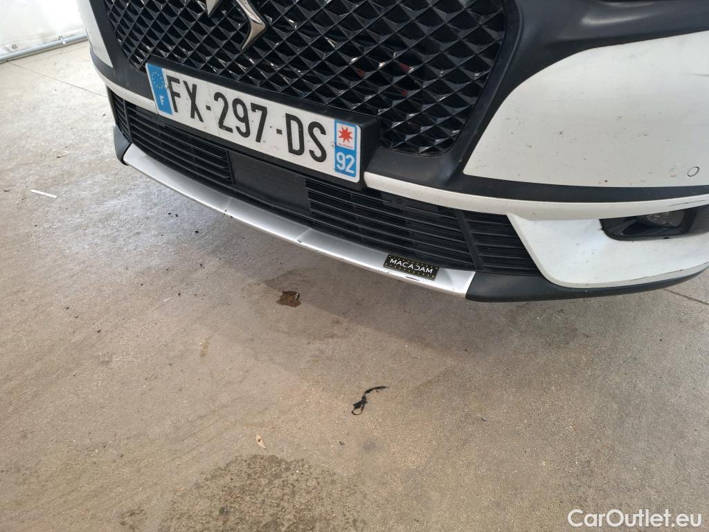 DS  DS7 7 Crossback Performance Line 1.5 BlueHDi 130CV BVA8 E6d #25