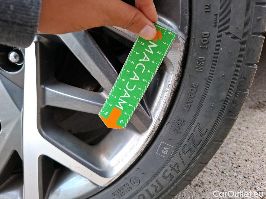 Hyundai  Konna Kona Creative Hybrid 2WD 1.6 GDI 140CV BVA6 E6d #24