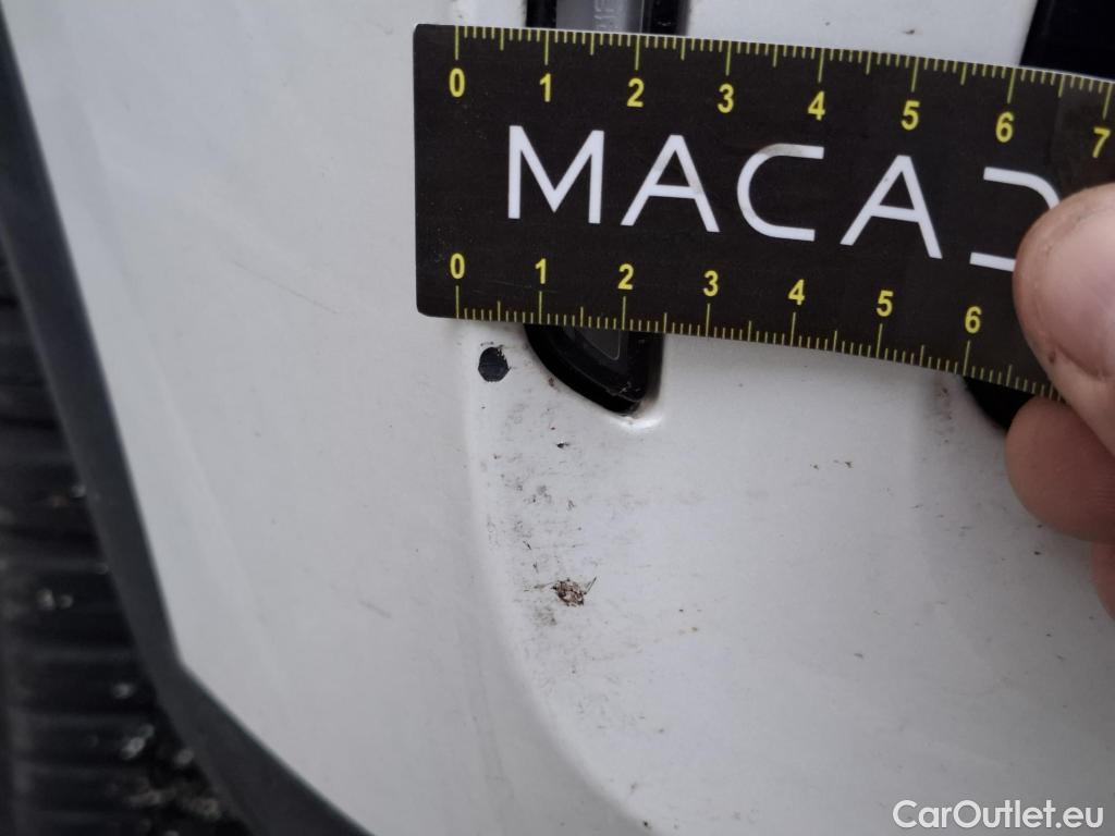 DS  DS7 7 Crossback Performance Line 1.5 BlueHDi 130CV BVA8 E6d #40