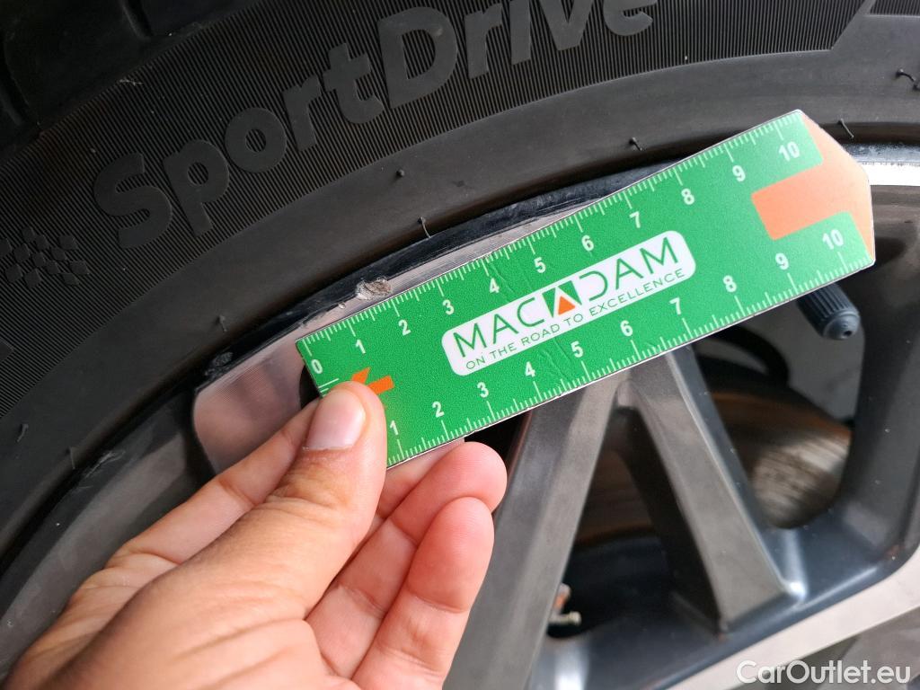 Hyundai  Konna Kona Creative Hybrid 2WD 1.6 GDI 140CV BVA6 E6d #32