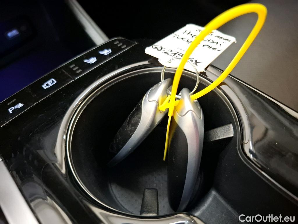 Hyundai  Tucson HYUNDAI  / 2020 / 5P / SUV 1.6 PHEV 265 HTRAC EXECUTIVE 4WD AUTO #12