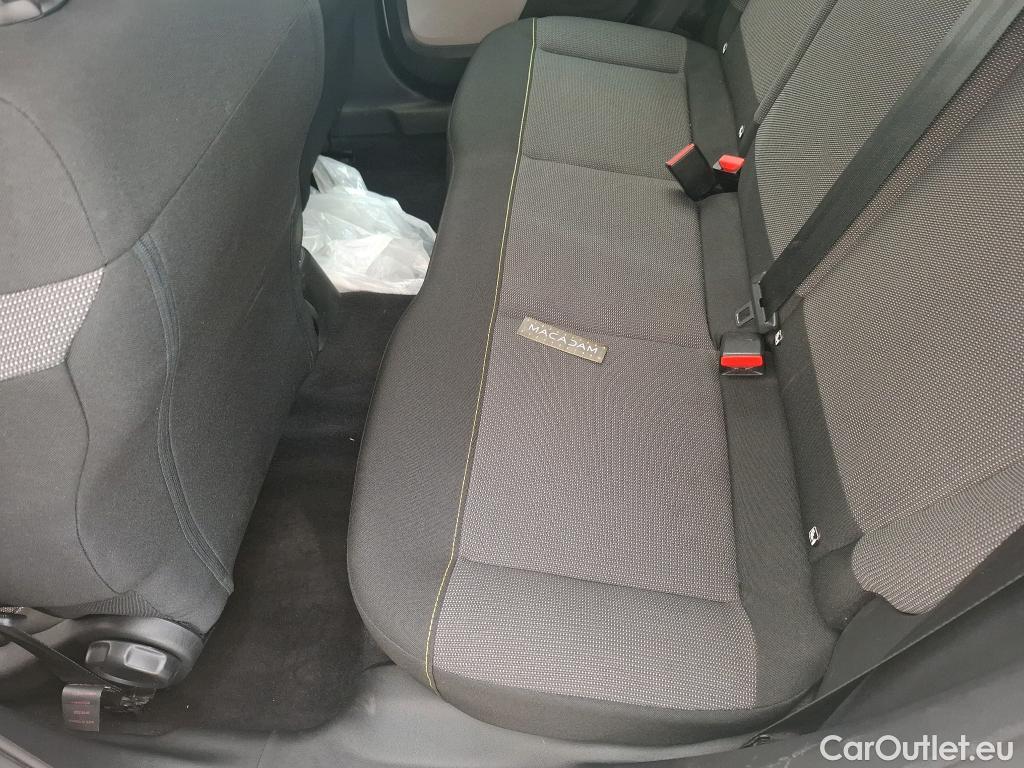 Citroen  C3  Feel Business 1.5 BlueHDI 100CV BVM5 E6dT #32