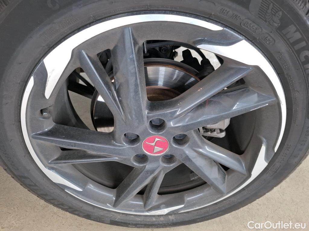 DS  DS7 7 Crossback Performance Line 1.5 BlueHDi 130CV BVA8 E6d #30