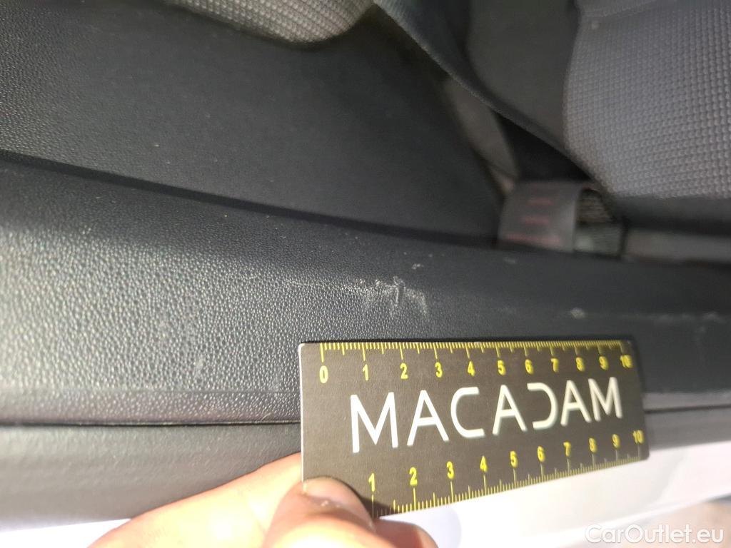 Citroen  C3  Feel Business 1.5 BlueHDI 100CV BVM5 E6dT #11