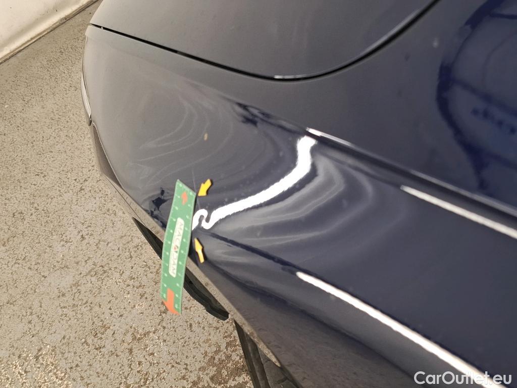 Volkswagen  Golf  VOLKSWAGEN / 2020 / 5P / Berline 2.0 TDI SCR 150 DSG7 Life #15