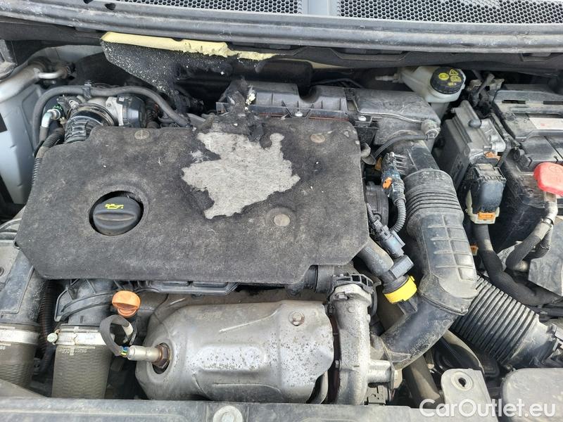 Peugeot  3008  (2016)  1.5BHDi 130 ALLUR PACK AT #9