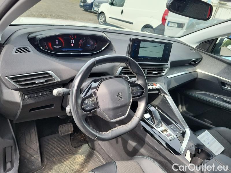 Peugeot  3008  (2016)  1.5BHDi 130 ALLUR PACK AT #5