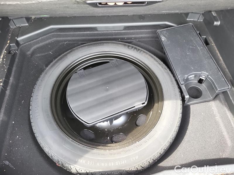 Peugeot  3008  (2016)  1.5BHDi 130 ALLUR PACK AT #13