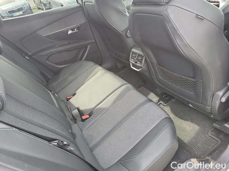 Peugeot  3008  (2016)  1.5BHDi 130 ALLUR PACK AT #11