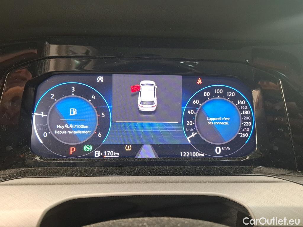 Volkswagen  Golf  VOLKSWAGEN / 2020 / 5P / Berline 2.0 TDI SCR 150 DSG7 Life #6