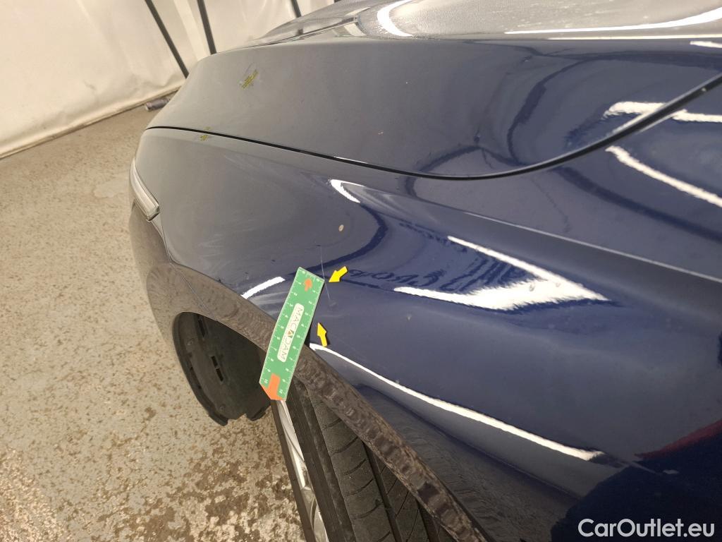 Volkswagen  Golf  VOLKSWAGEN / 2020 / 5P / Berline 2.0 TDI SCR 150 DSG7 Life #14