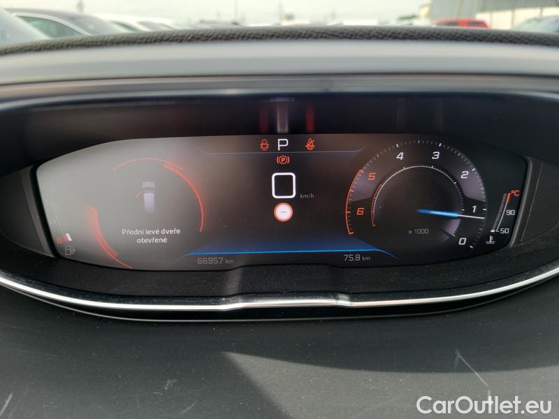 Peugeot  3008  (2016)  1.5BHDi 130 ALLUR PACK AT #18