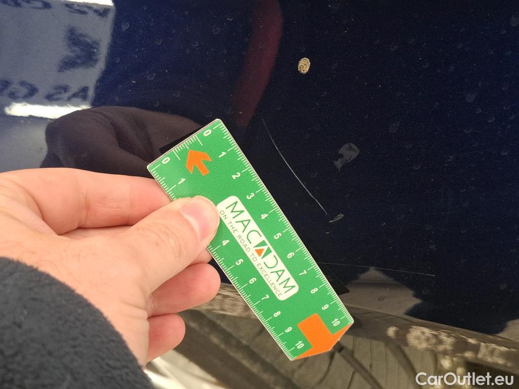 Volkswagen  Golf  VOLKSWAGEN / 2020 / 5P / Berline 2.0 TDI SCR 150 DSG7 Life #16