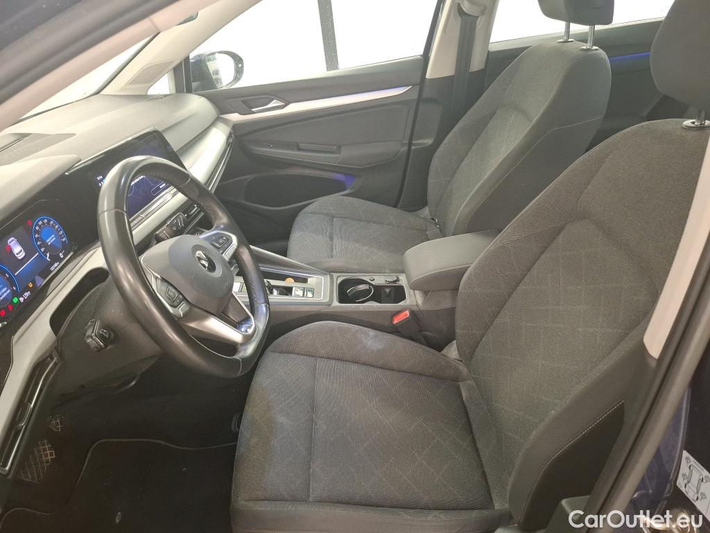 Volkswagen  Golf  VOLKSWAGEN / 2020 / 5P / Berline 2.0 TDI SCR 150 DSG7 Life #30