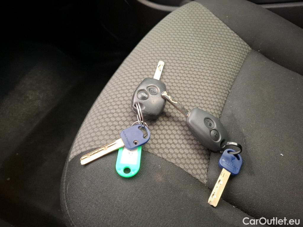 Renault  Kangoo  Express Grand Confort (L1) 1.5 dCi 90CV BVM5 E6 #12