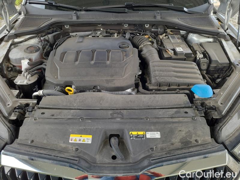 Skoda  Octavia  Lim. (NX3)(2020) Oct.2.0TDI 110 Ambition 5d #9