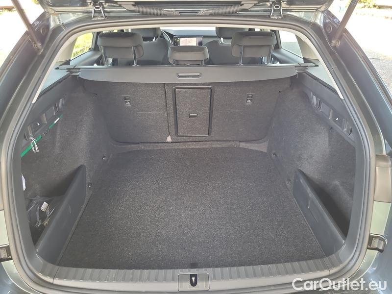 Skoda  Octavia  Combi (NX3)(2020) Oct.Combi 2.0TDI 110 Style #12