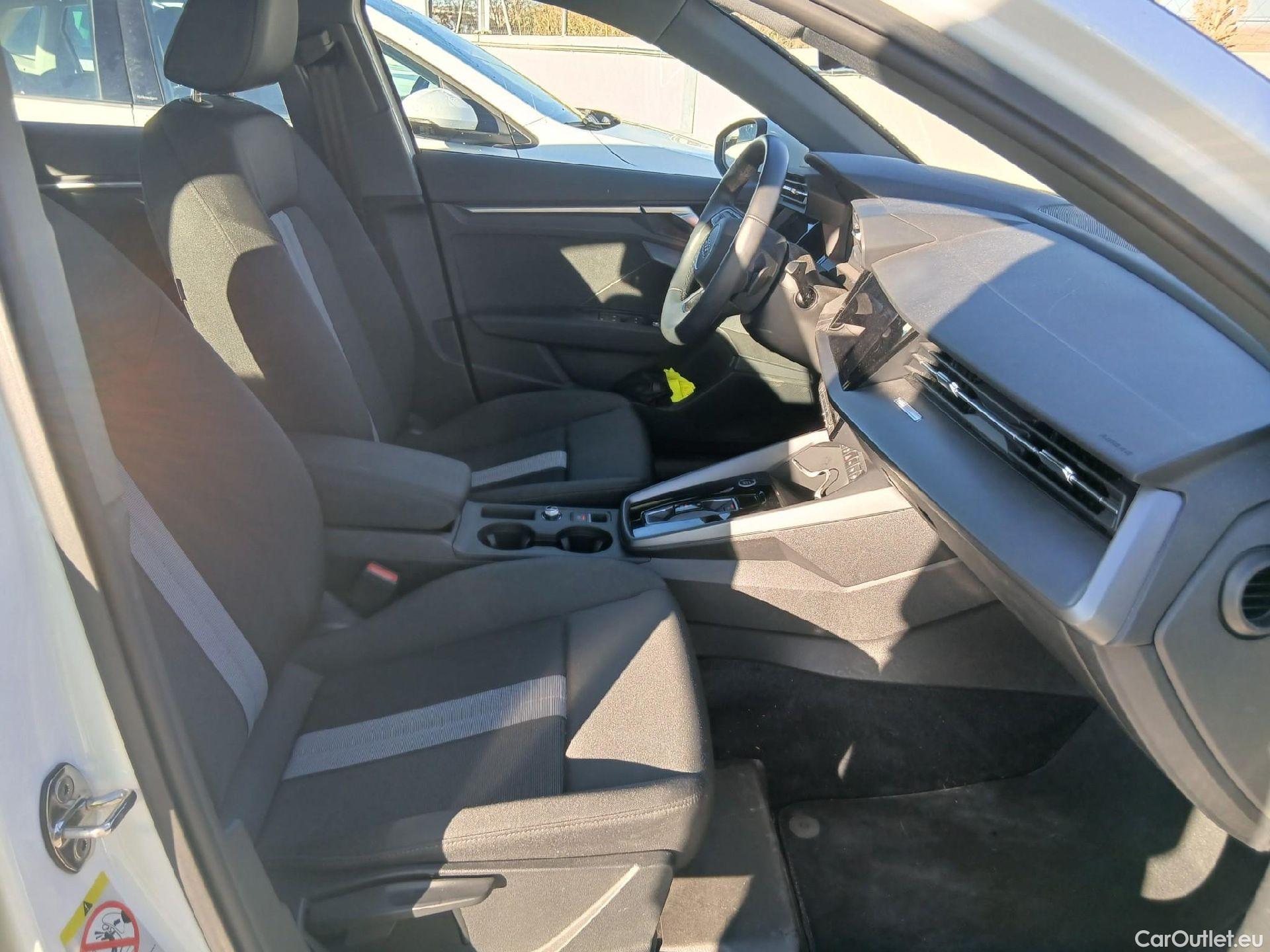 Audi  A3  Sportback 30 TFSI Advanced 1.5 TFSI 115CV AT7 6E #6