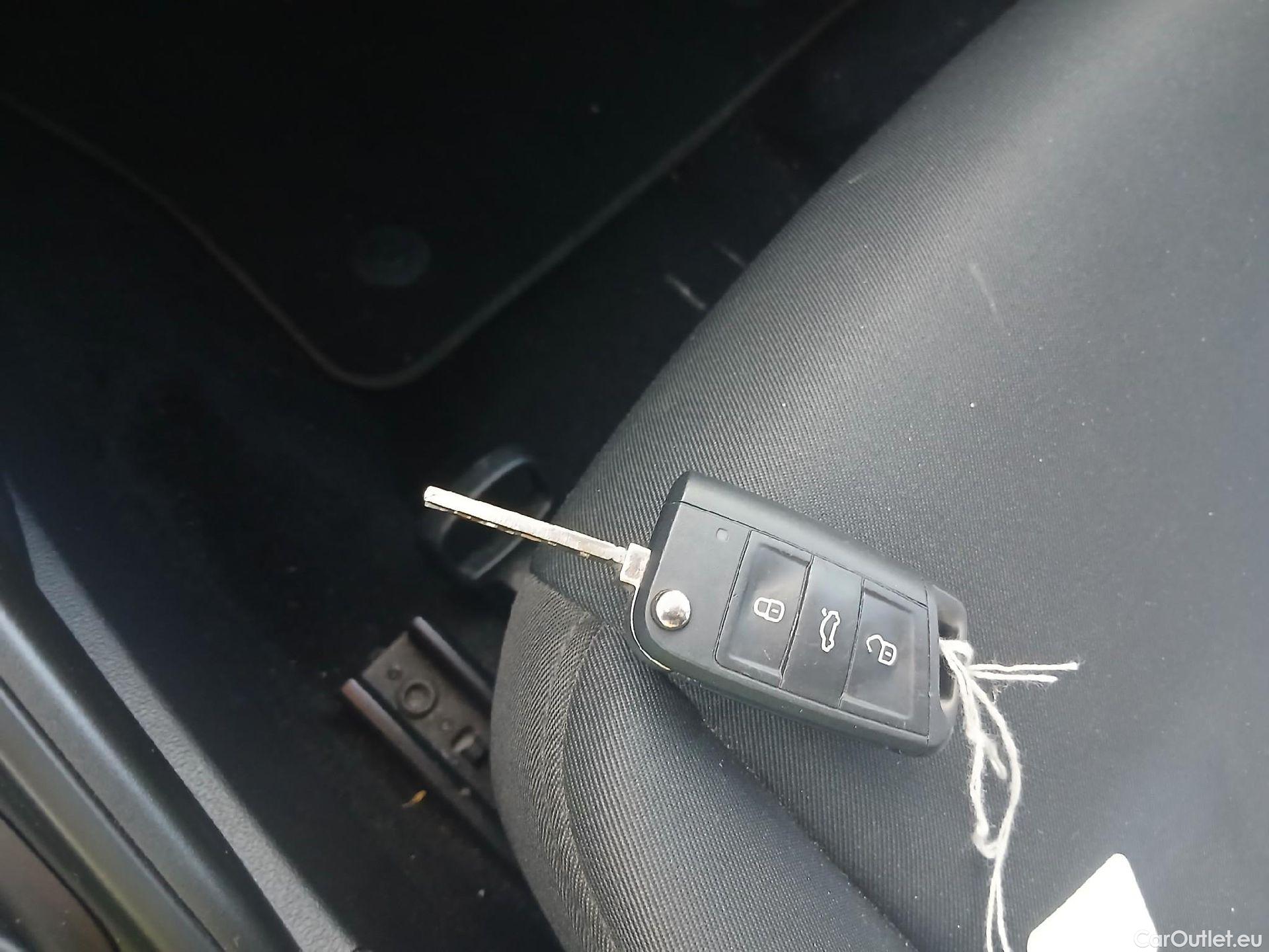 Audi  A1 Sportback AUDI  Advanced 25 TFSI 70kW (95CV) (CX) #1