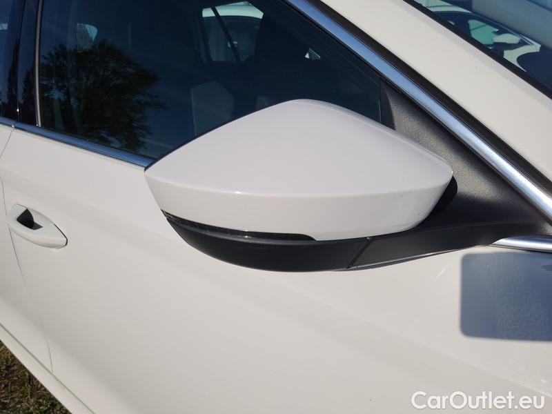 Skoda  Octavia  Combi (NX3)(2020) Oct.Combi 2.0TDI 110 Style #14