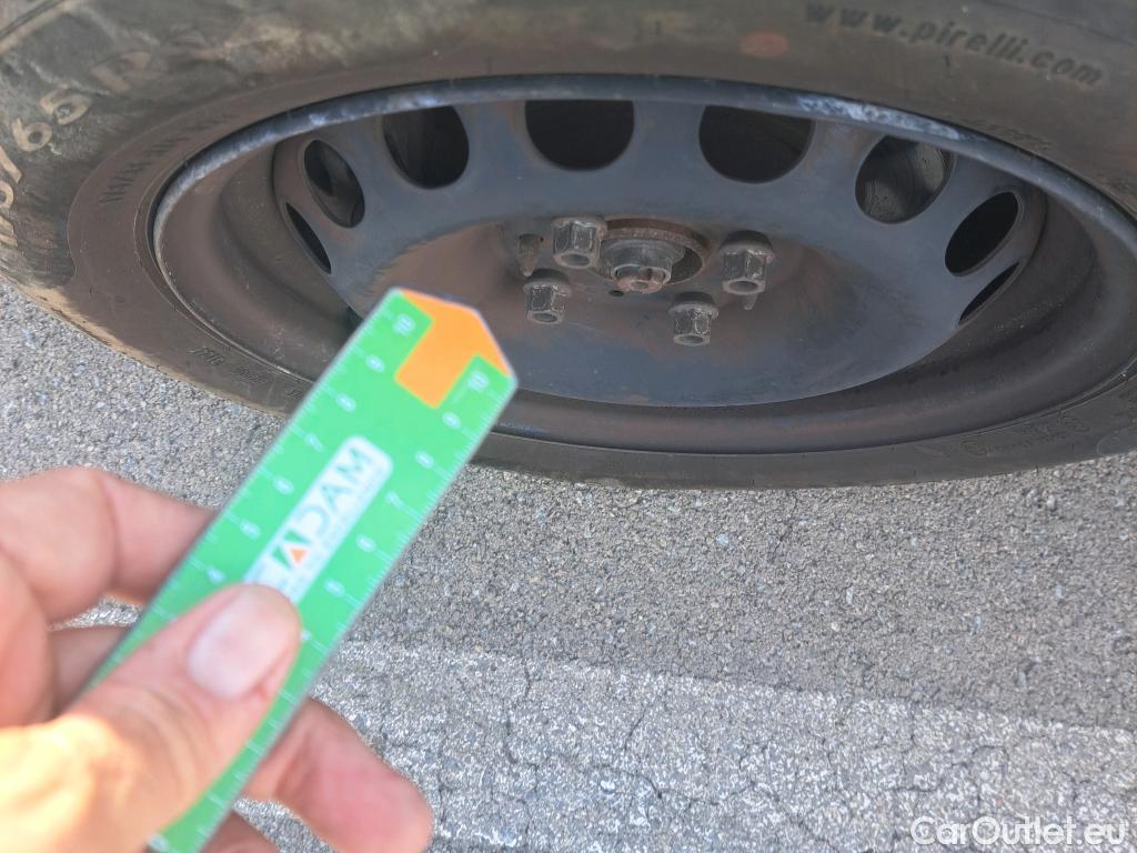  Fiat  500 FIAT  / 2015 / 3P / berlina con portón Pop 1.0 6v GSE 52KW (70 CV) #38