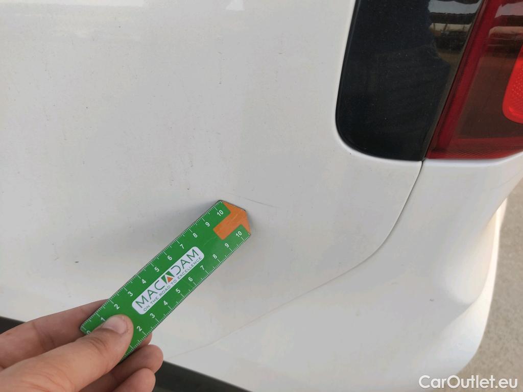  KIA  Niro KIA  PHEV / 2019 / 5P / crossover 1.6 GDi PHEV 104kW (141CV) Emotion #20