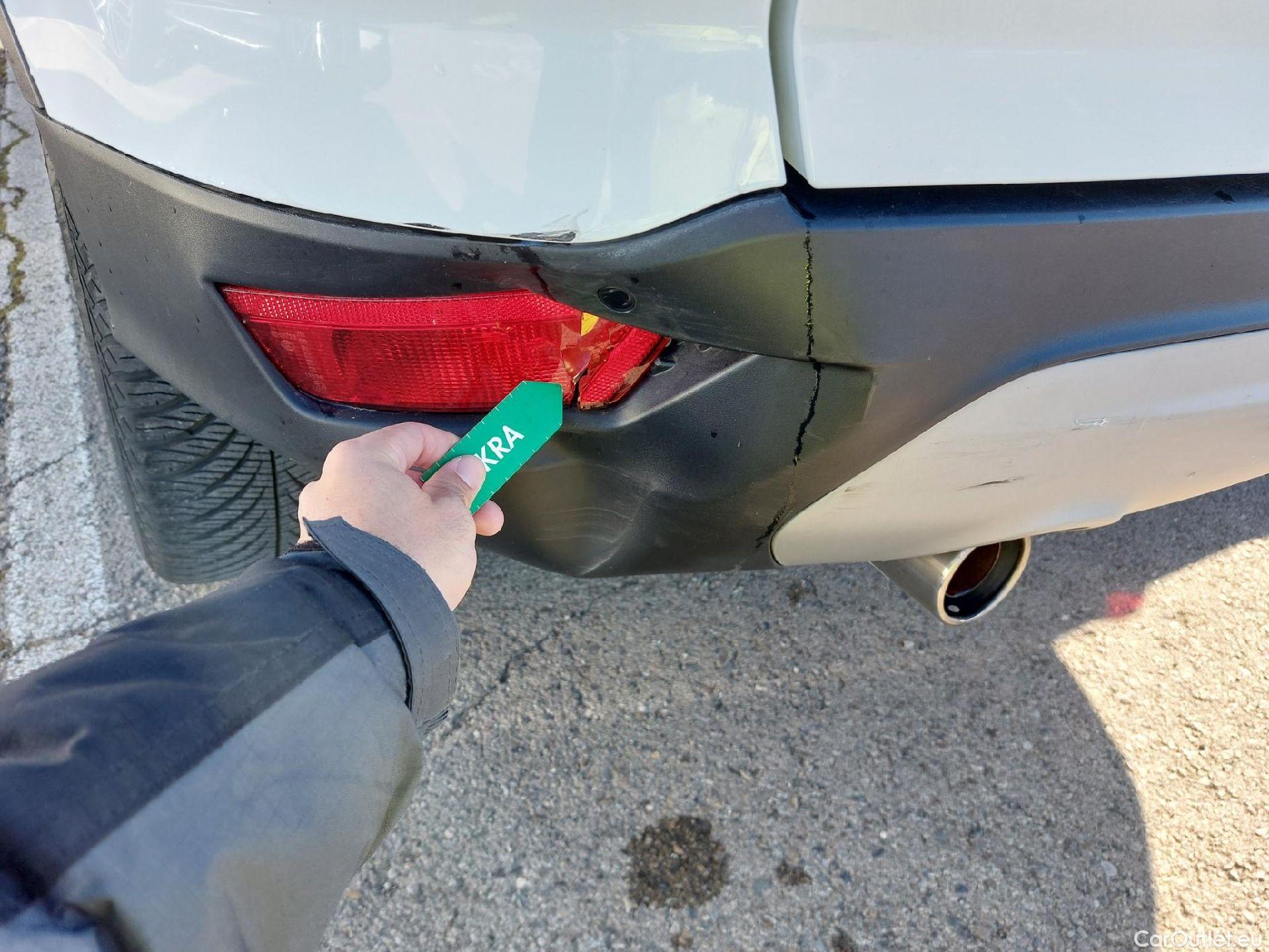  Ford  Kuga FORD  / 2016 / 5P / todoterreno 1.5 EcoBoost 88kW 4x2 Trend+ (CX) #14